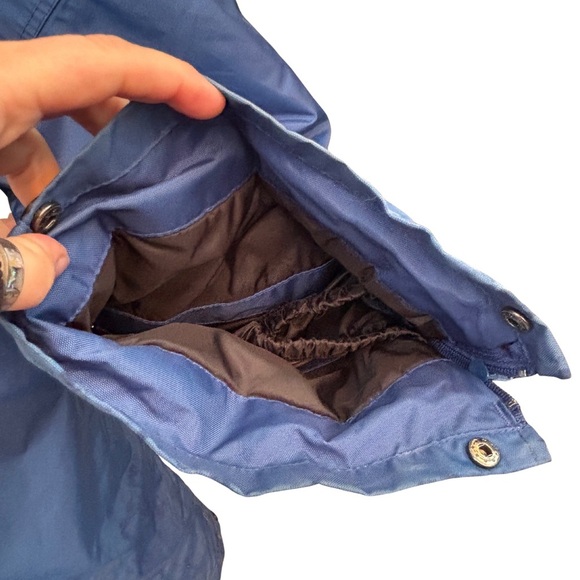 Choko – Youth Deluxe Snow Pants / Bib (Size 18 Youth) Navy 
In EUC - Picture 3 of 7